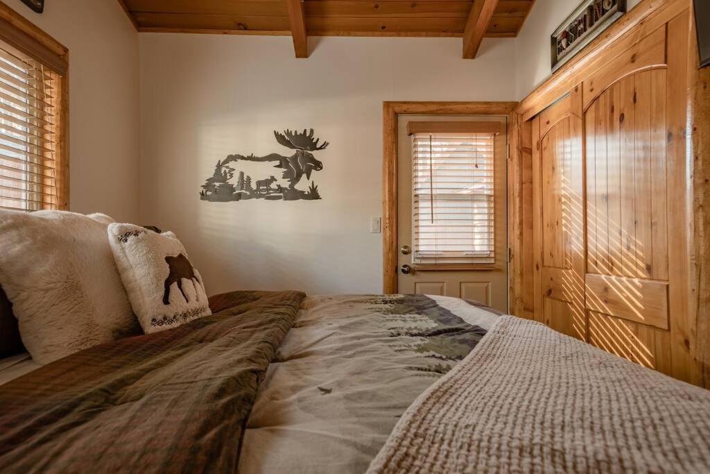 Hot Tub*Kids Room*Family Cabin Big Bear City Εξωτερικό φωτογραφία
